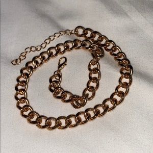 GOLD CHAIN NECKLACE